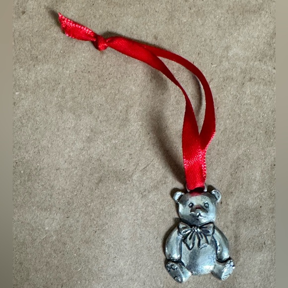 1992 Seagull Pewter Tiny Treasures Teddy Bear Ornament. 1.25” by 0.75” - Picture 2 of 4